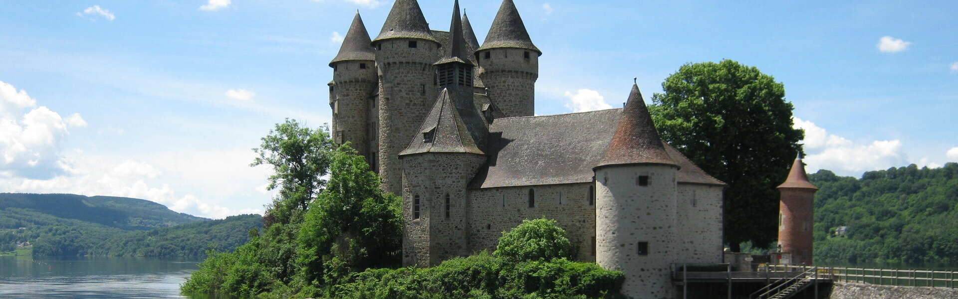 Mairie Commune Beaulieu Cantal Auvergne